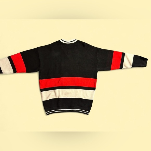 Boohoo MAN Limited Varsity V-Neck Knit Sweater NWT – Men’s XS Black Red White - Picture 3 of 7